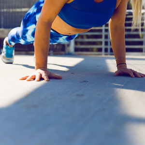 Burpees: η άσκηση με τα μαγικά αποτελέσματα και πώς θα την κάνεις