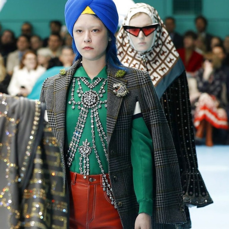 Το turban της Gucci που έχει ξεσηκώσει θύελλα αντιδράσεων