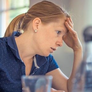 Πώς ν' αντιμετωπίσεις μια κρίση πανικού όταν είσαι στο γραφείο