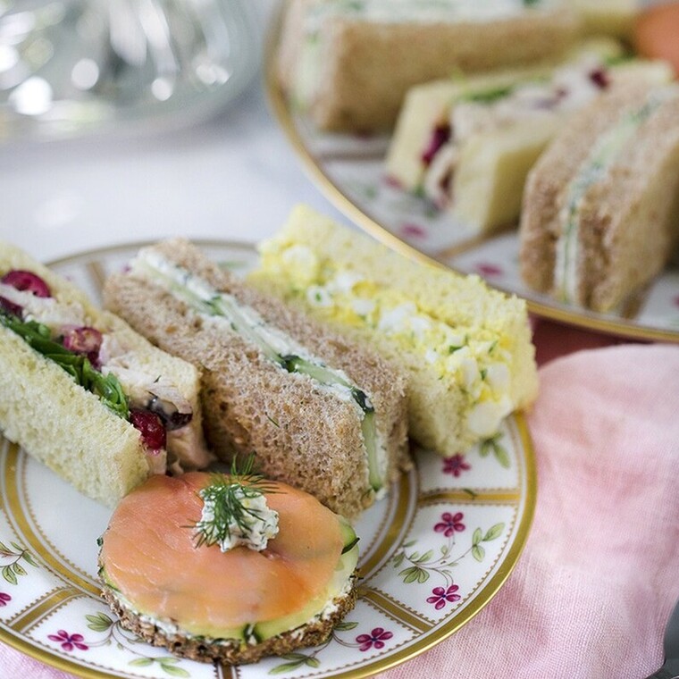 4 λαχταριστές συνταγές για English sandwiches που θα συνοδεύσουν υπέροχο το απογευματινό τσάι σου