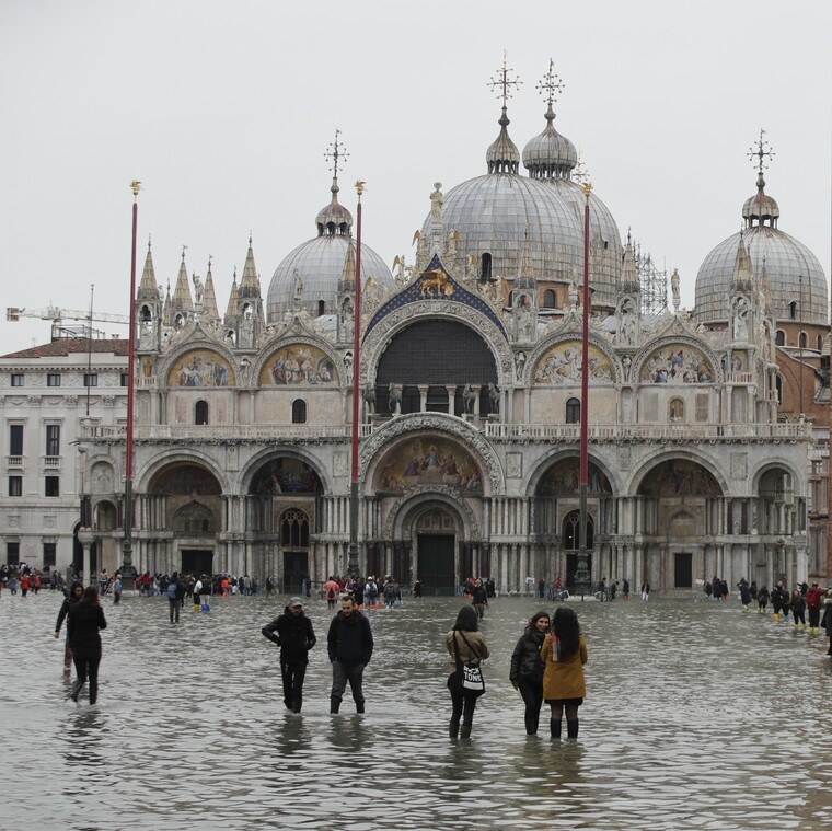 Η Βασιλική του Αγίου Μάρκου υπέστη ανεπανόρθωτες καταστροφές από τις πλημμύρες στην Βενετία 