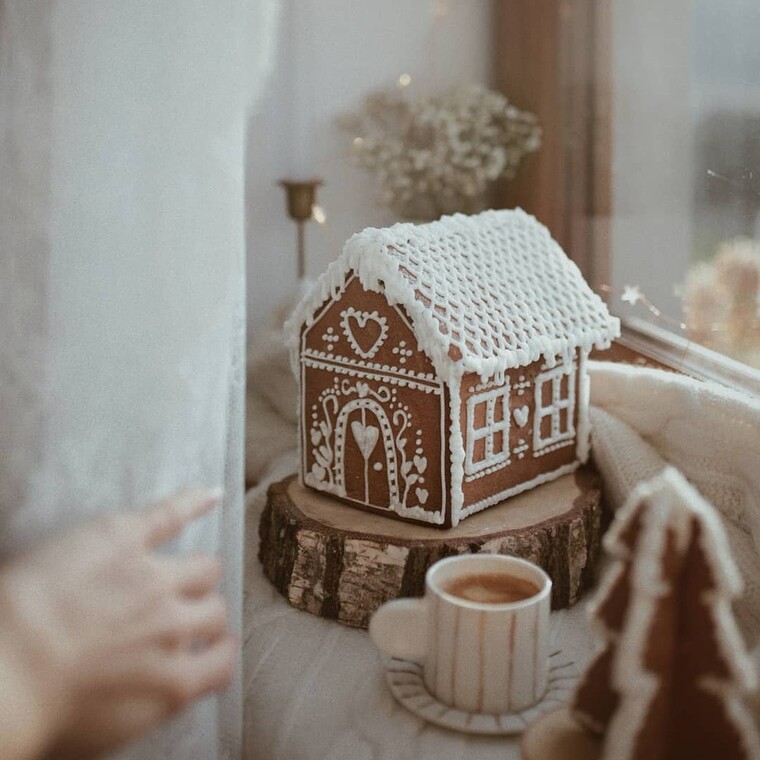 Φτιάξε step by step το πιο ωραίο ginger house που θα ζηλέψει ακόμη και ο Άγιος Βασίλης
