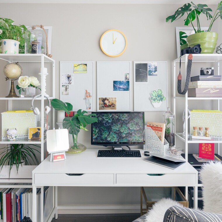 10 tips για να οργανώσεις το γραφείο σου αν δουλεύεις από το σπίτι