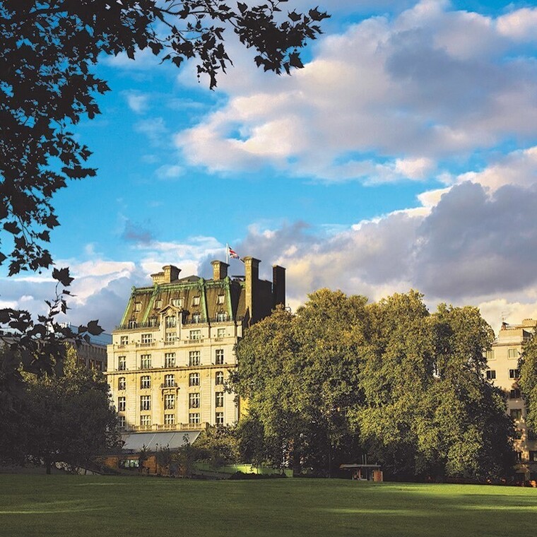 Το φημισμένο ξενοδοχείο Ritz του Λονδίνου πωλήθηκε για 900 εκατομμύρια ευρώ