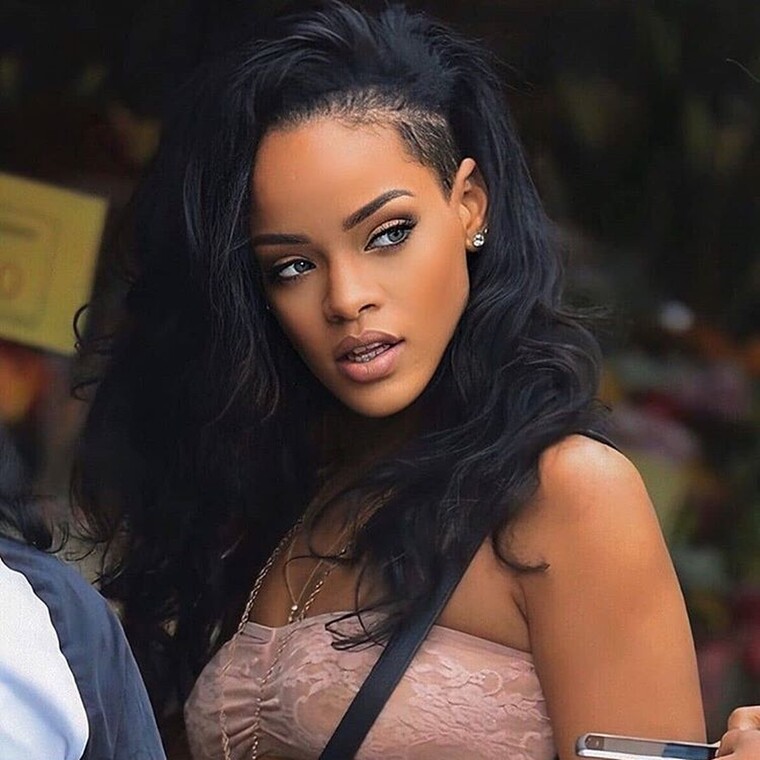  Rihanna έκανε δωρεάν 4,2 εκατ. δολαρίων για τη στήριξη θυμάτων ενδοοικογενειακής βίας 