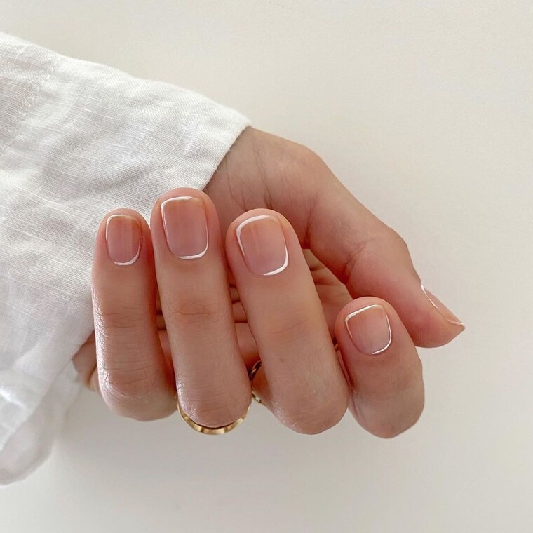 New french nails: το πιο κομψό μανικιούρ του φετινού φθινοπώρου