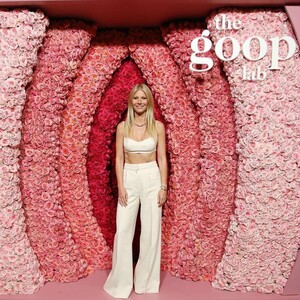 5 περίεργα πράγματα που έκανε trend η Gwyneth Paltrow