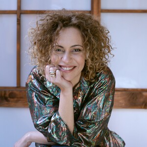 Η Μαρία Λαμπράκη νέα Marketing & Sales Support Manager της Avon