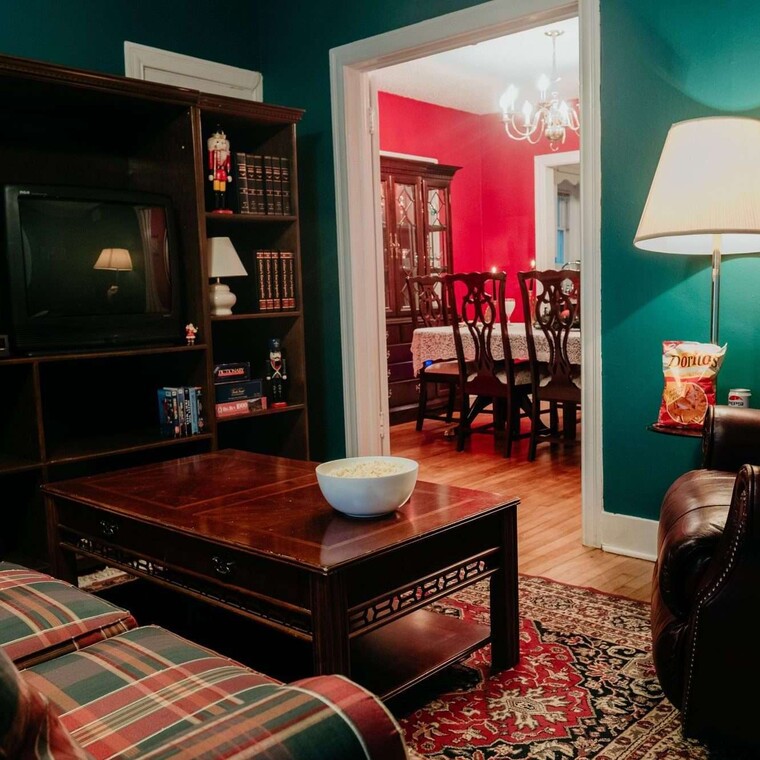 «Home Alone»:Ζήσε την εμπειρία της ταινίας νοικιάζοντας αυτό το σπίτι μέσω Airbnb
