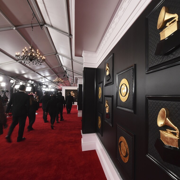  Αναβάλλεται για τον Μάρτιο η τελετή απονομής των βραβείων Grammy λόγω πανδημίας