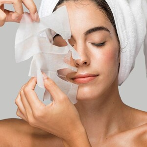 Όλα όσα χρειάζεται να γνωρίζεις για τις sheet masks 