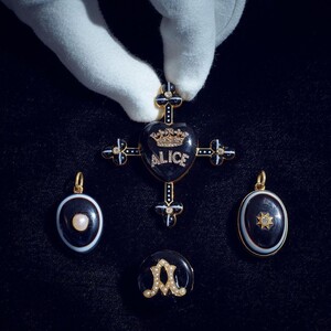 Τα κοσμήματα της βασίλισσας Βικτώριας τώρα σε δημοπρασία του Sotheby's